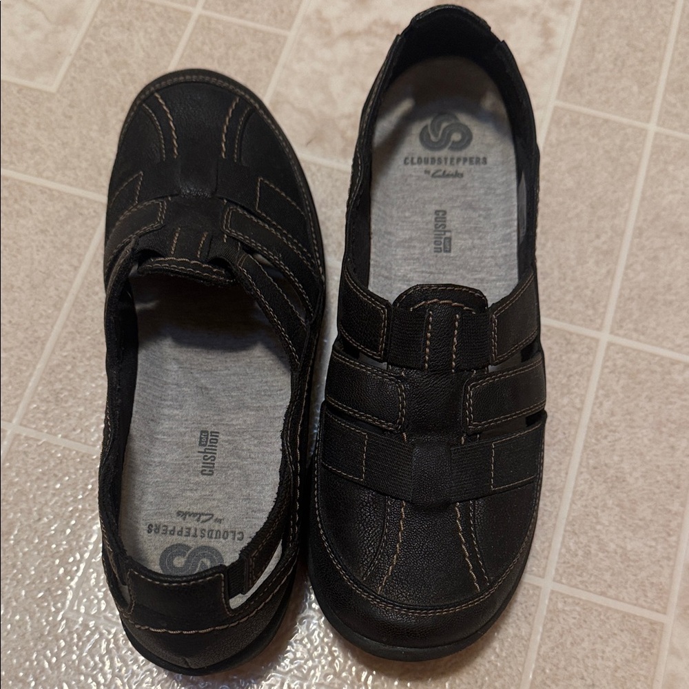 Clarks Cloudsteppers Black Shoes.
